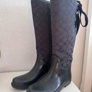 Coach Womens Black Signature Tristee rain boots size 7B Lace Up Black